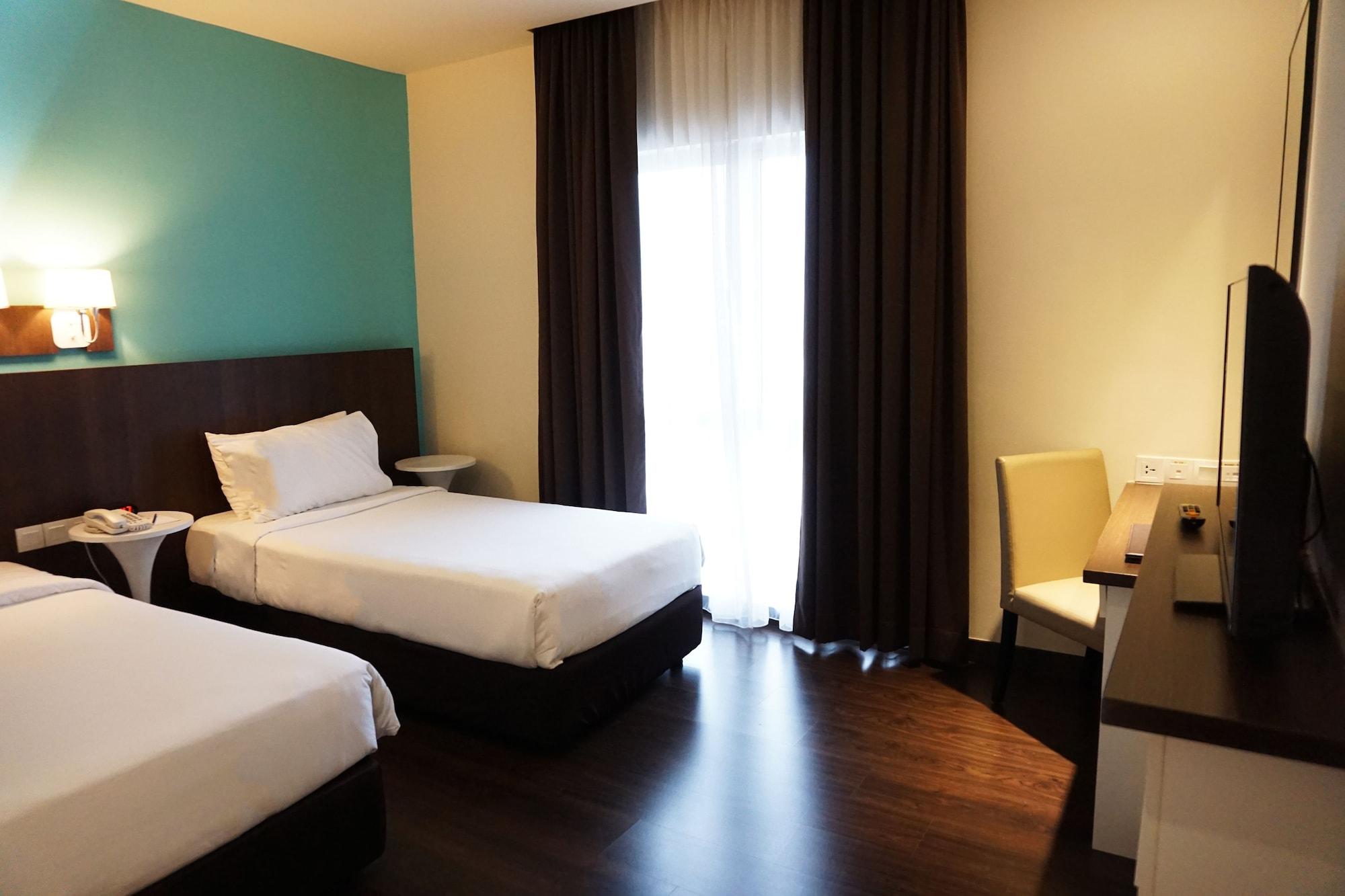 Wyndham Garden I-City Shah Alam Exterior photo
