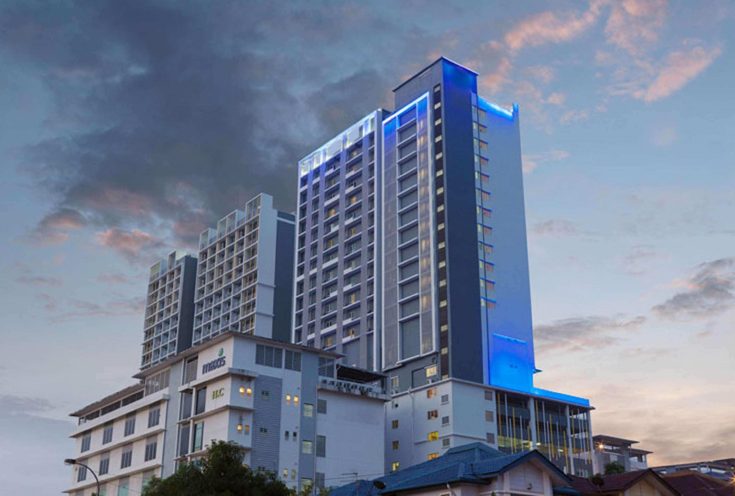 Wyndham Garden I-City Shah Alam Exterior photo